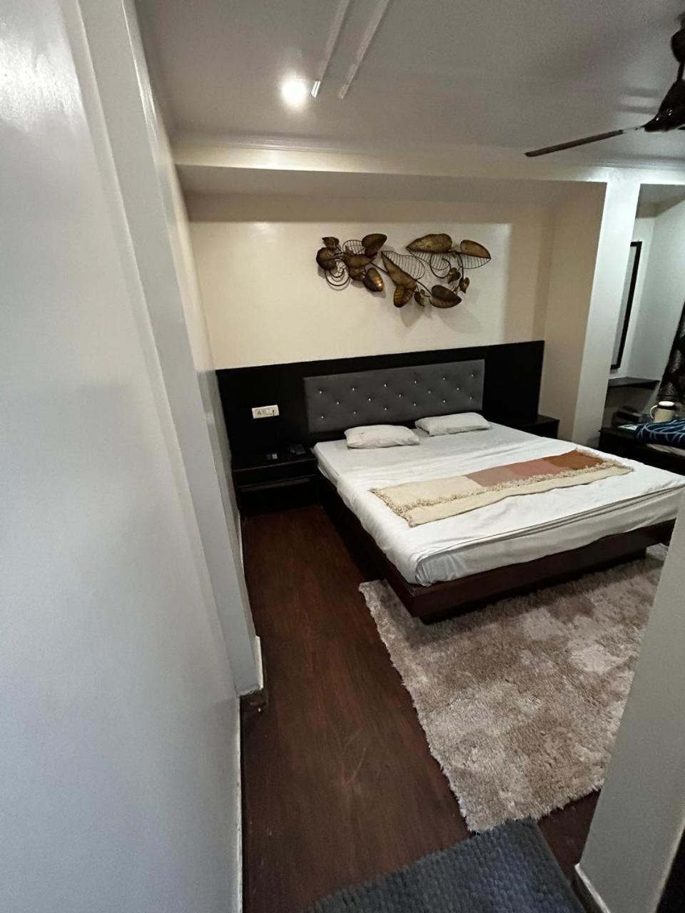 Family Hotel By Pg International Nowe Delhi Zewnętrze zdjęcie