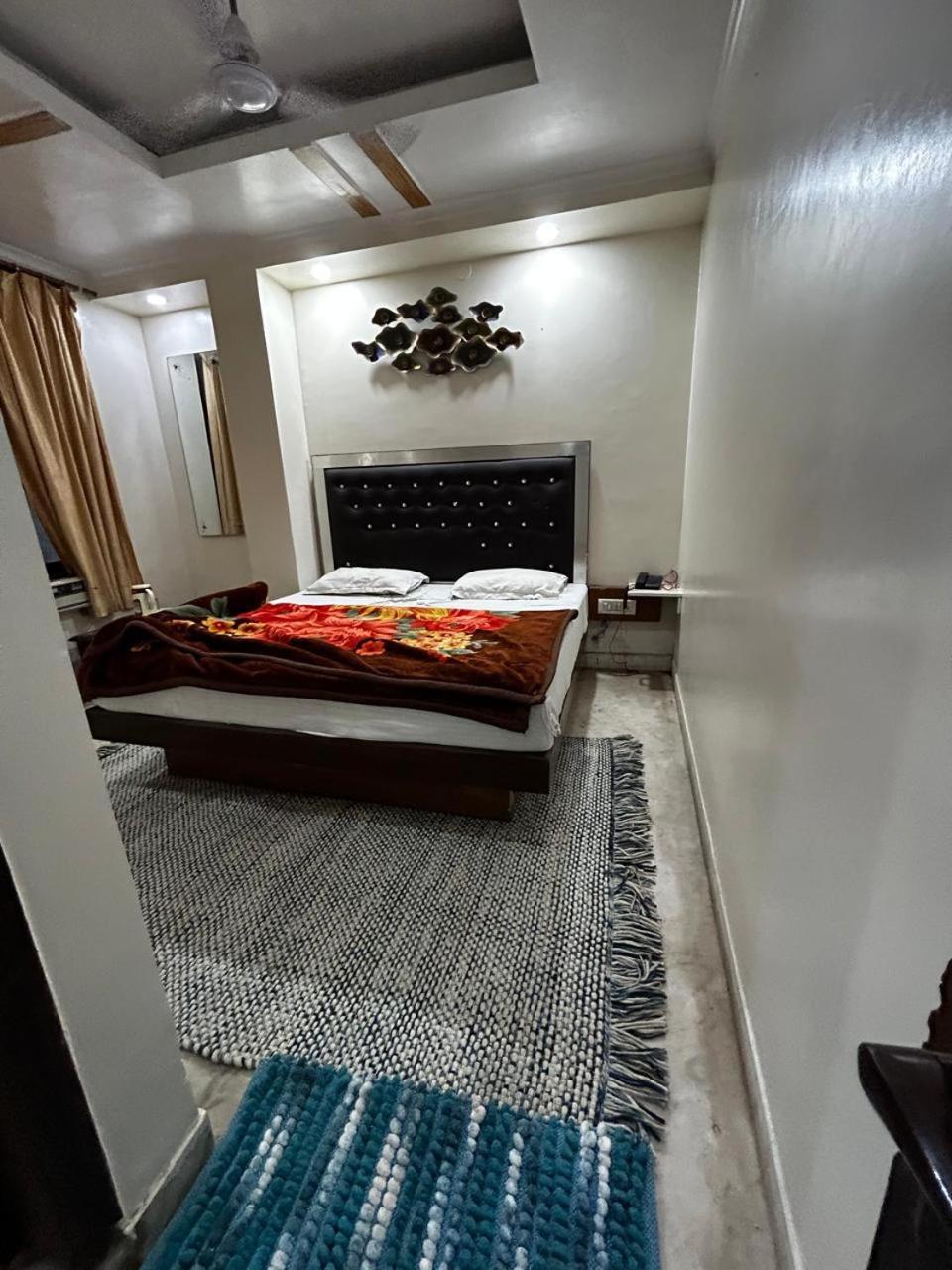 Family Hotel By Pg International Nowe Delhi Zewnętrze zdjęcie