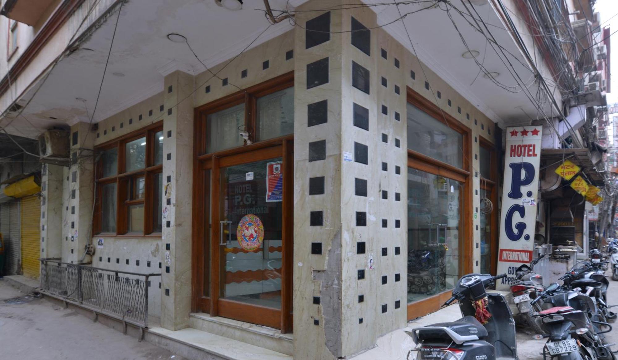 Family Hotel By Pg International Nowe Delhi Zewnętrze zdjęcie