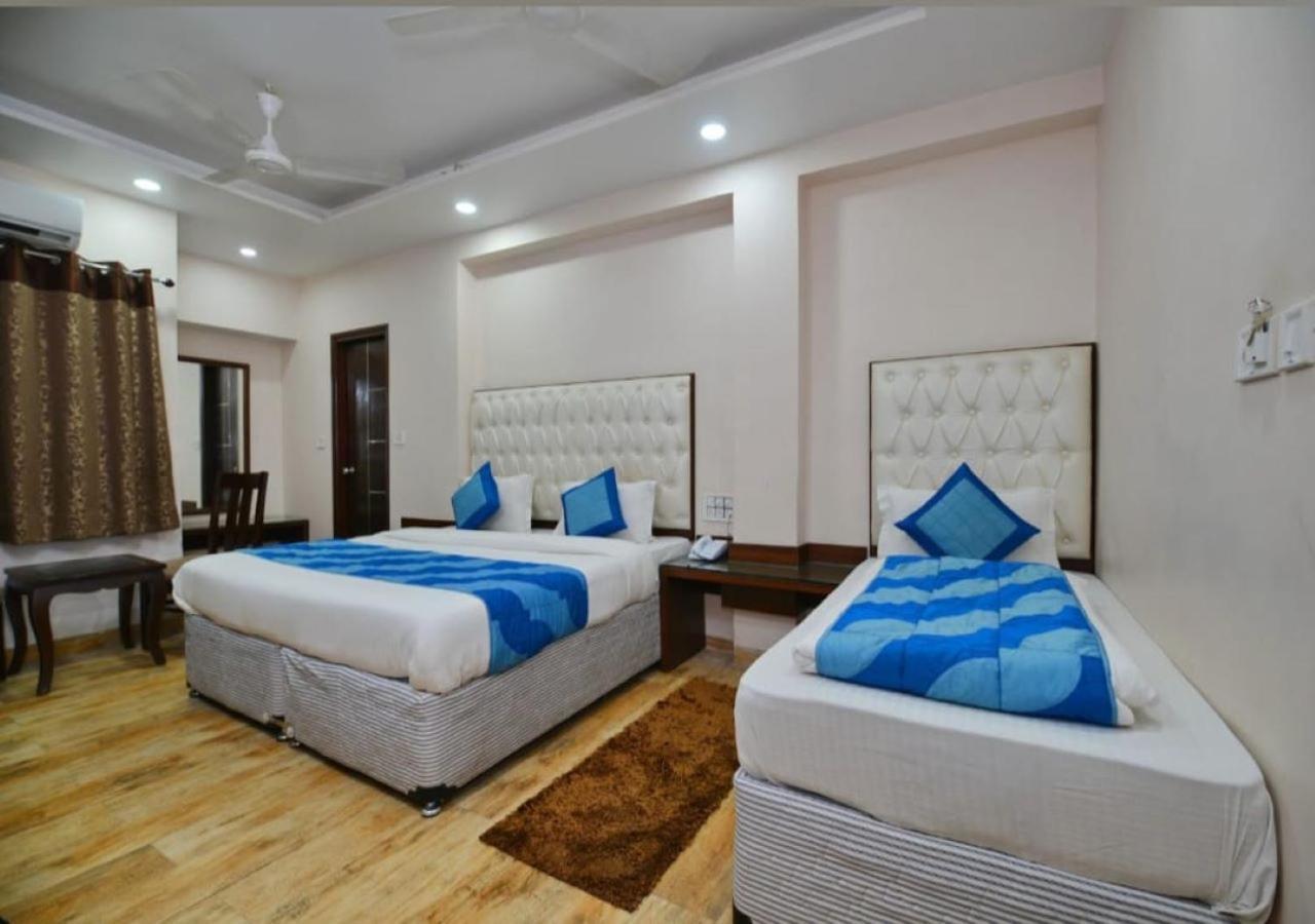 Family Hotel By Pg International Nowe Delhi Zewnętrze zdjęcie